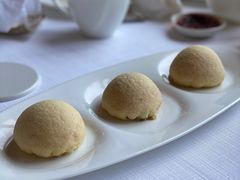酥皮叉烧包-富力丽思卡尔顿酒店·丽轩中餐厅