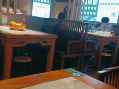 大堂-绿草地·湘菜(喜盈门店)