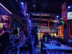 -UP嘻哈酒吧(粉巢店)