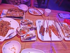 -郝木屋·烧烤(桥头店)