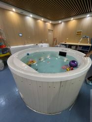 -Cool  Fun 蓝鲸π婴幼儿水育中心(宜乐荟店)