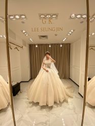 -GRACE KELLY婚纱与礼服(北京店)