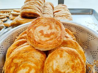 主食厨房油酥烧饼