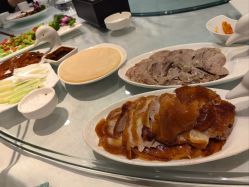 -鑫淼餐饮娱乐中心(江东街店)