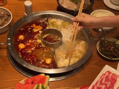 -佬土鹅肠火锅(解放路店)