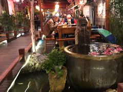 大堂-三道苗苗鱼·美蛙黄辣丁(八里店)