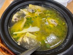 -品鲜村农家菜·阳澄湖大闸蟹(总店)