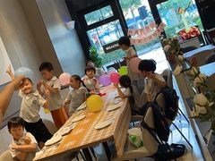 -必胜客(漕宝路店)