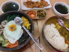 咖喱牛肉饭-米村拌饭(银泰中心店)