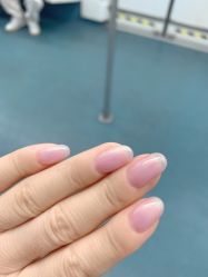 -花岐款式专研健康美甲沙龙