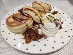 焦糖肉桂苹果舒芙蕾Pancake-娜娜家·Nana's restaurant(国金汇店)