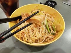 麻辣汁烤雞炸醬撈米缐-谭仔云南米线(粉岭车站路店)