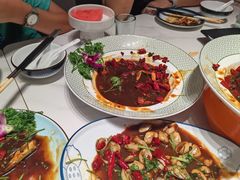 -嗨辣小聚·盘锦河蟹·海鲜烧烤龙虾(盘锦十年好店)