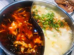 -德林酸菜鱼火锅(南丹店)