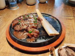 招牌田园火焰牛肋骨-蜜桃餐厅·伴山(湖滨商业街店)