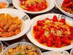 -龙巢盱眙龙虾·牛蛙·烧烤宵夜(八卦岭店)