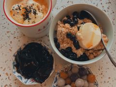 冰淇淋打蛋-堂屋糖水店(愚园店)