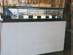 面包甜点陈列柜-仙峰天然面包(迎宾路店)