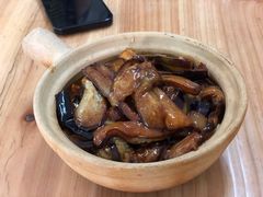 鱼香茄子煲-顺发饭店