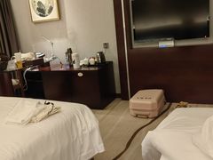 -深圳福青龙华天假日酒店