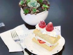 草莓奶油拿破仑-治愈系甜品The Soothing Dessert(科海大楼店)
