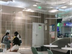 大堂-奈雪的茶(市百一店)