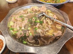 -谢老五跷脚牛肉·非遗传承店