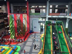 -蒙特利亲子乐园