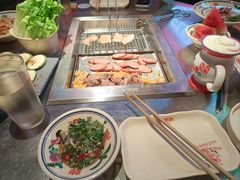 -张牌牌·东北烤肉小吃市集(金楠天街店)