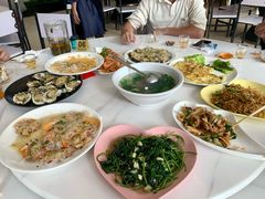 -覃记海鲜美食餐厅