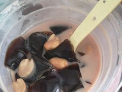 -八婆婆烧仙草(曾厝垵店)