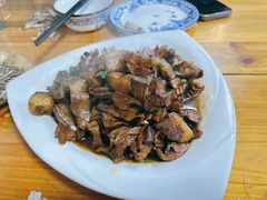 笋干烧肉-宜城私房菜.臭鳜鱼(九华新街店)