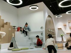 -COLOR PETS 撸猫馆·购猫·猫咖(长风大悦城店)