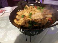 干锅千叶豆腐-阿三鱼头泡饼·家常菜