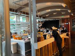 -The BREW·酿餐厅(浦东嘉里大酒店)
