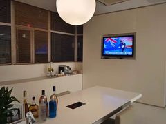 -卡罗酒店(东门晒布地铁站店)