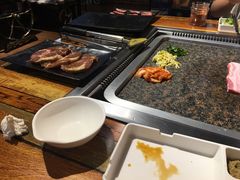-小花猪韩式石板烤肉