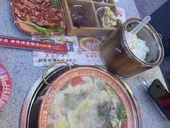 -阿婆情腊排骨火锅(金虹路店)