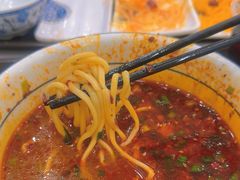 -伊穆祥牛肉面总店·清真