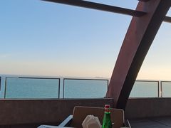 -三亚湾海居铂尔曼度假酒店