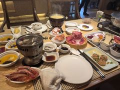 -雍和会海鲜姿造自助(湖东路店)