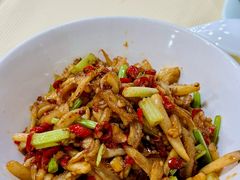 酸萝卜牛肚丝-笨罗卜浏阳菜馆(龙华鹏润达店)