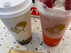 -喜茶(滨江宏岸店)
