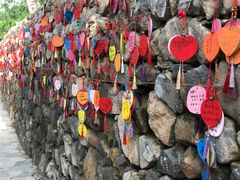 -百里峡七彩艺术小镇