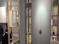 -索菲亚全屋定制衣柜橱柜家具(金源居然之家世纪购物中心店)