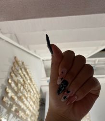 -丽心自助美甲美睫