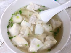 -周震馄饨