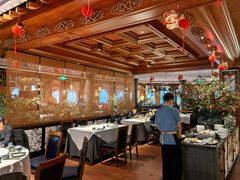 -八府香鸭·啫啫煲(华山路店)