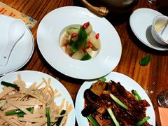 -泉畔人家·老济南经典鲁菜(大明湖店)