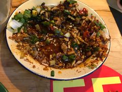-拈签一笑黄牛肉辣卤串串